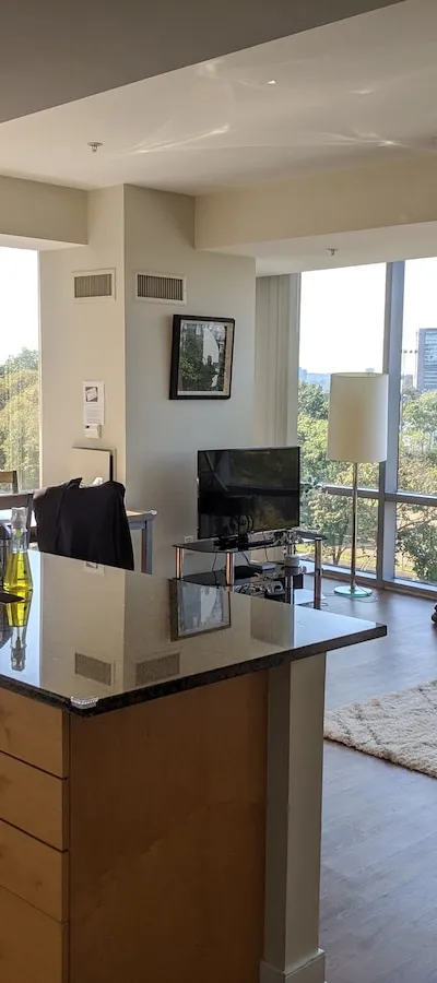 2 Bd/Bth Apt in Prime Location Gorgeous Water View