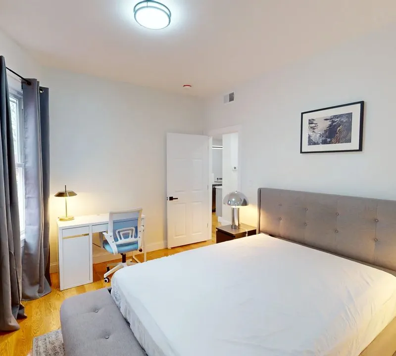 Private room in Roxbury
