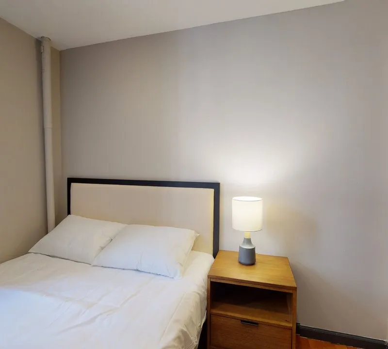 Private room in New York