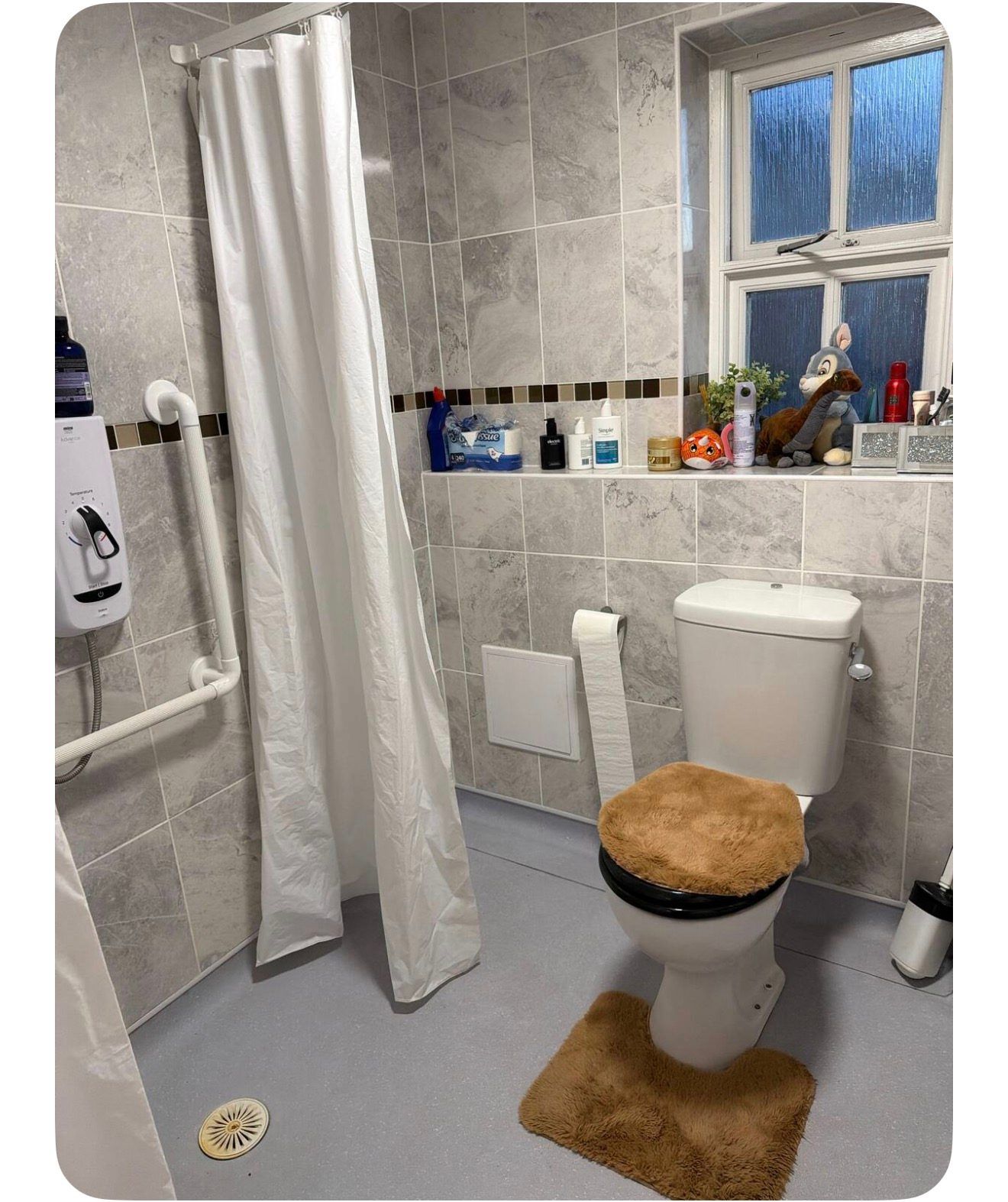 All bills included parking included walking distance from Neasden train station