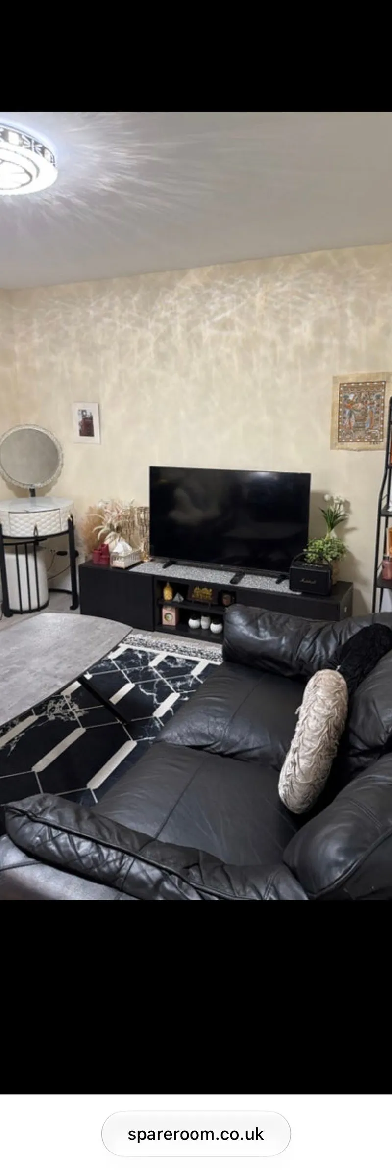 All bills included parking included walking distance from Neasden train station