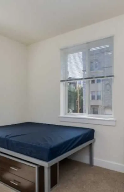 Move-in ready, no deposit apt near Upenn