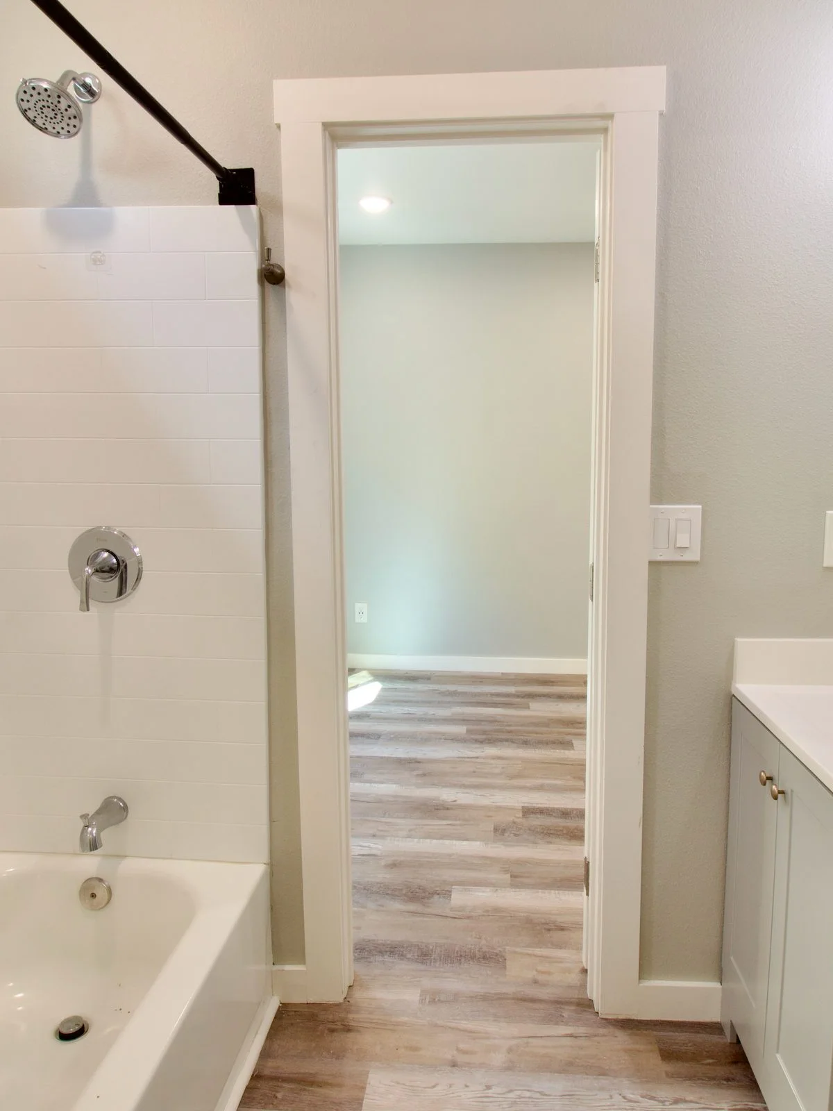 Comfortable Co-Living at 1187 34th St | Private Rooms Near Emeryville - Bedroom 2