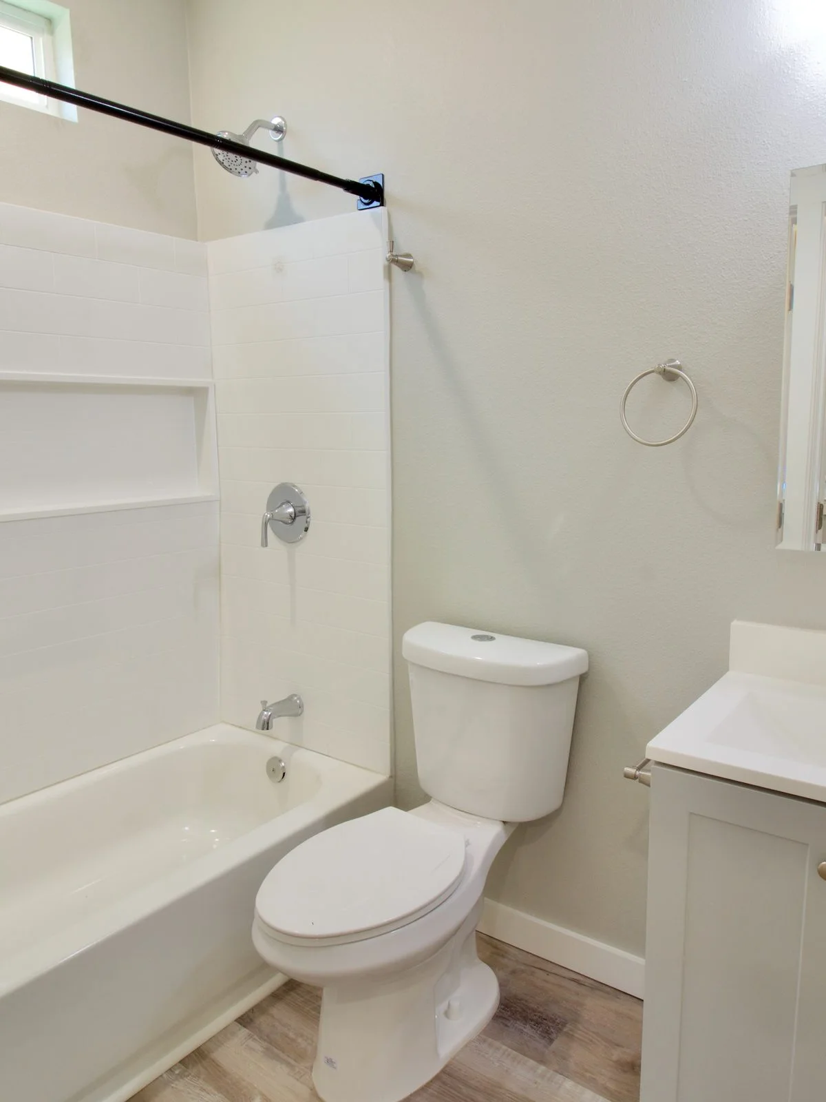Comfortable Co-Living at 1187 34th St | Private Rooms Near Emeryville - Bedroom 3