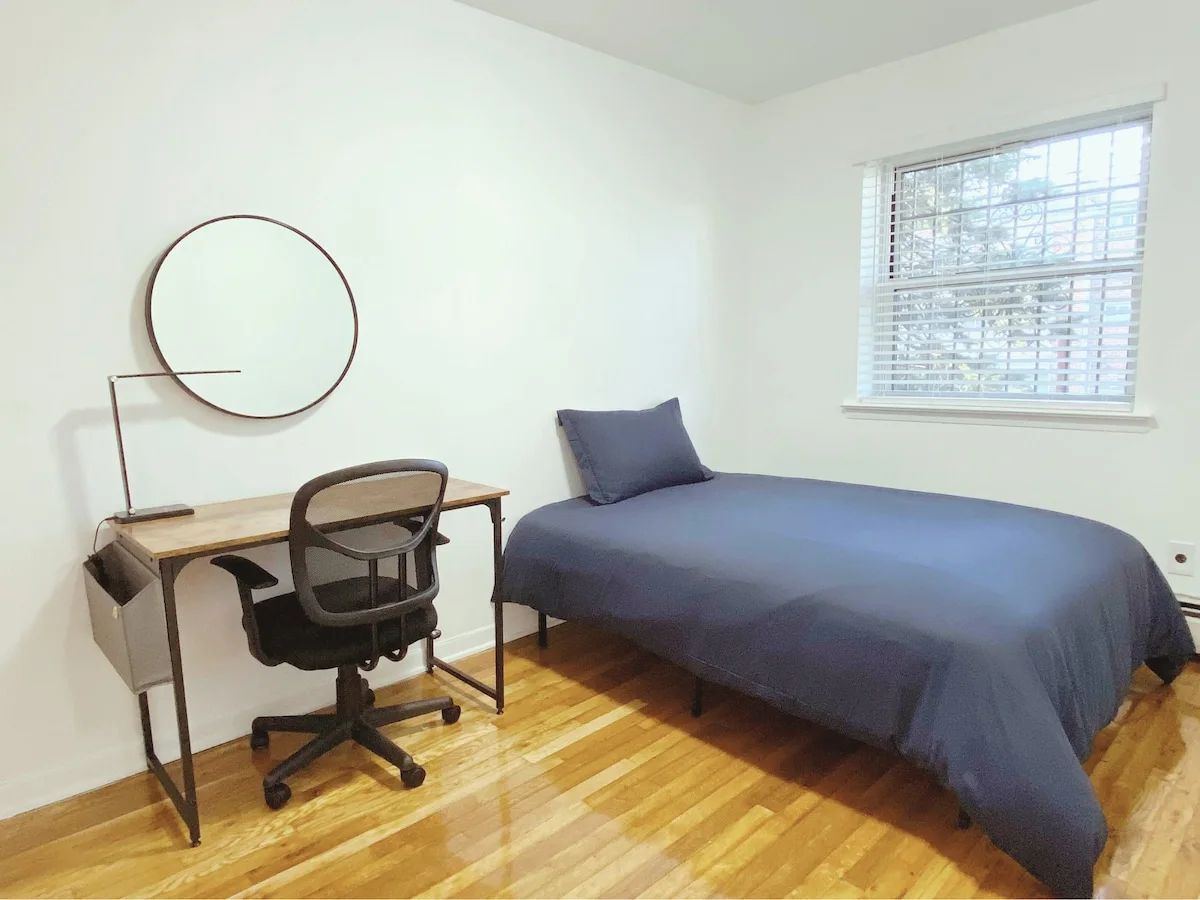 Private room in Queens