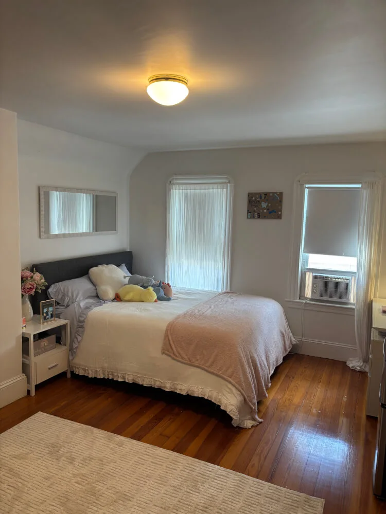 Move In Ready Room in Somerville/Medford!