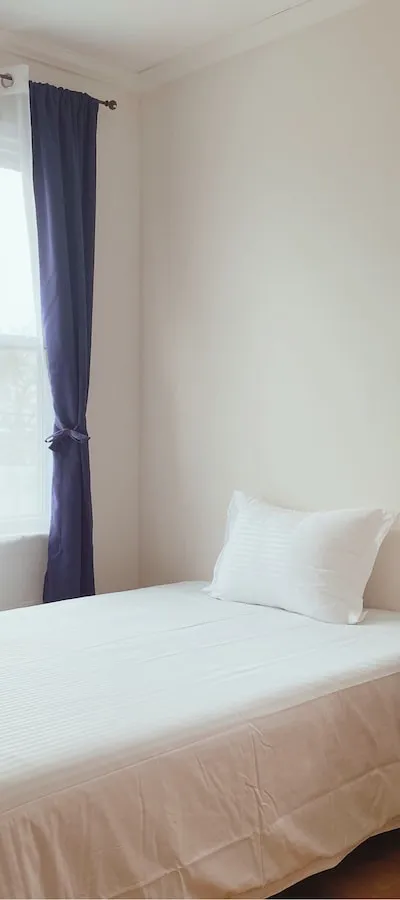 Private Room in Astoria!