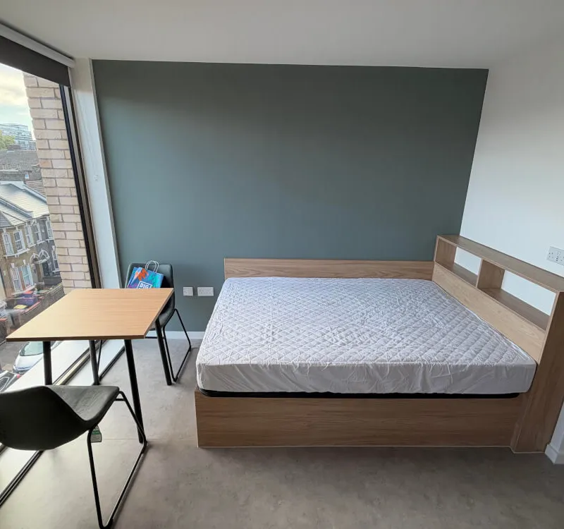 Spacious 21m² Studio near UCL East Campus | Fully Furnished | Student Sublet Discount