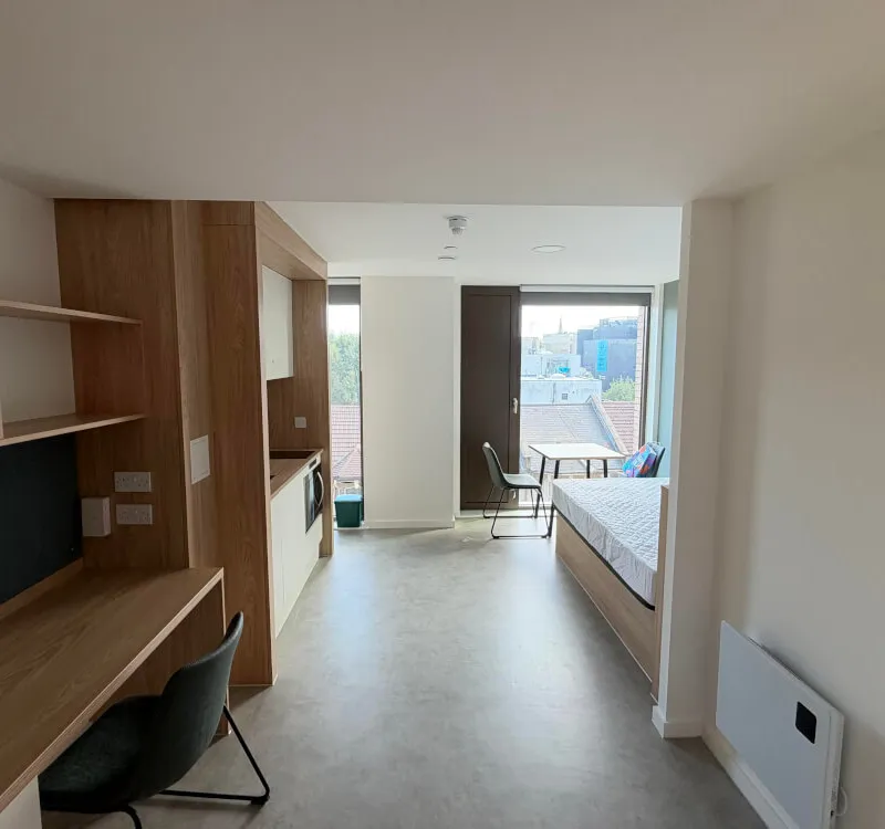 Spacious 21m² Studio near UCL East Campus | Fully Furnished | Student Sublet Discount