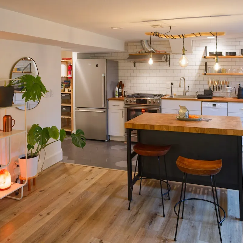 Guest suite in Seattle · ★4.99 · 2 bedrooms · 2 beds · 1 bath