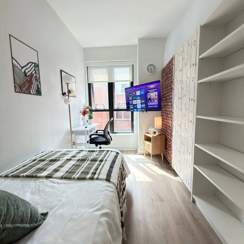 Bright room in Washington DC