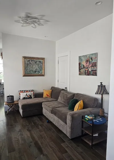Bright & Spacious second floor apartment