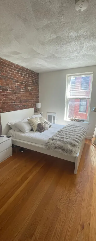 Cozy Room in the North End