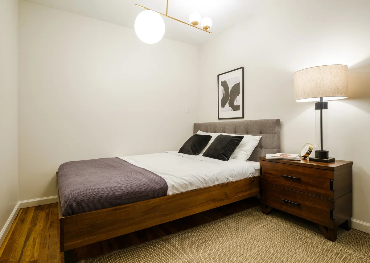 Master room w/private bathroom