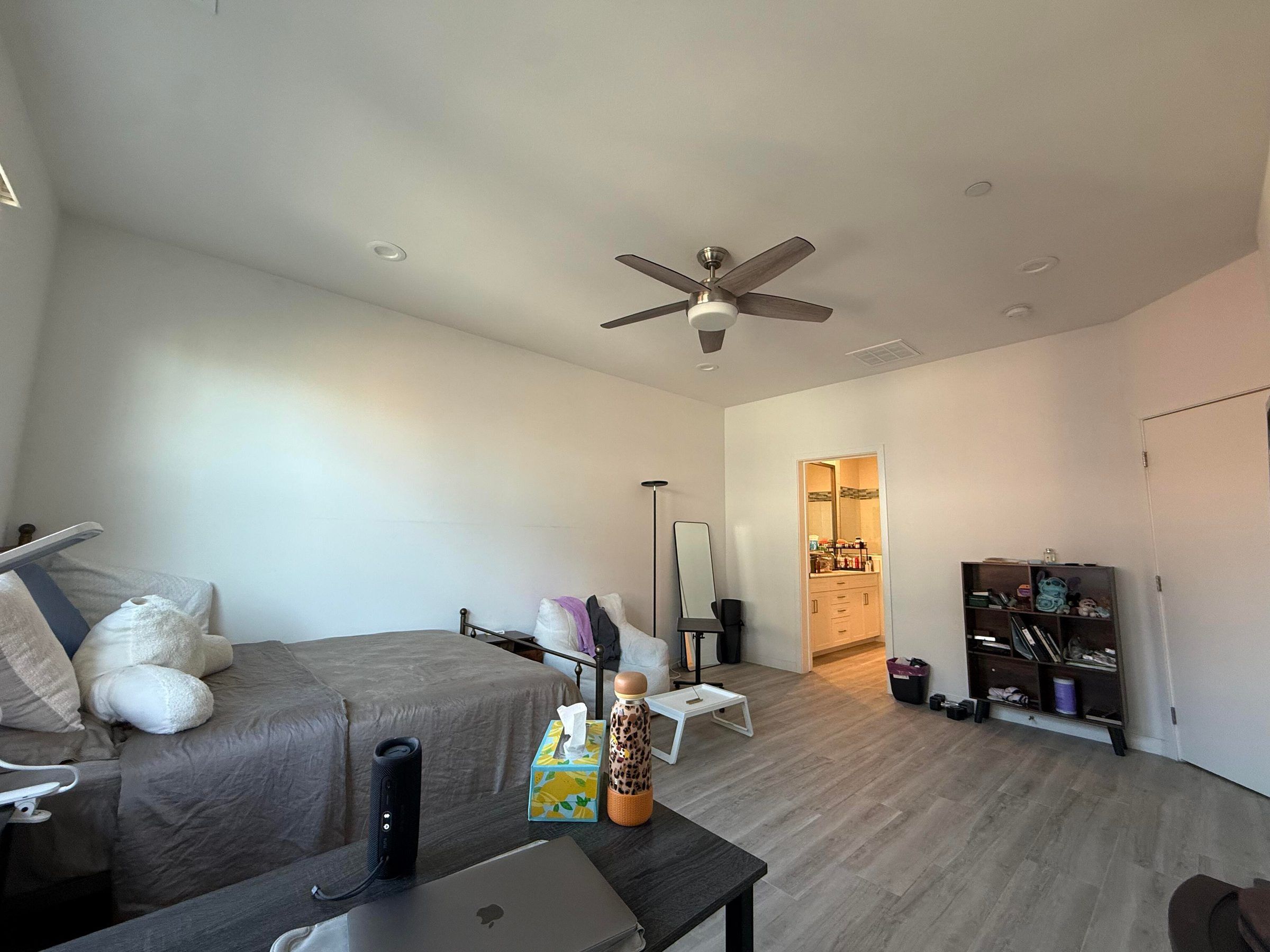 Furnished Primary Bedroom with Private Bathroom Near UCSB in Goleta