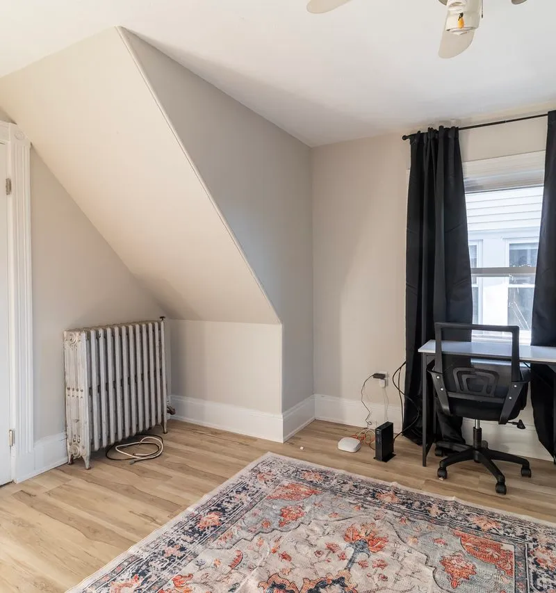 Private room in Central Village