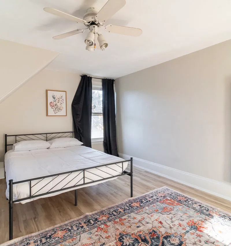 Private room in Central Village