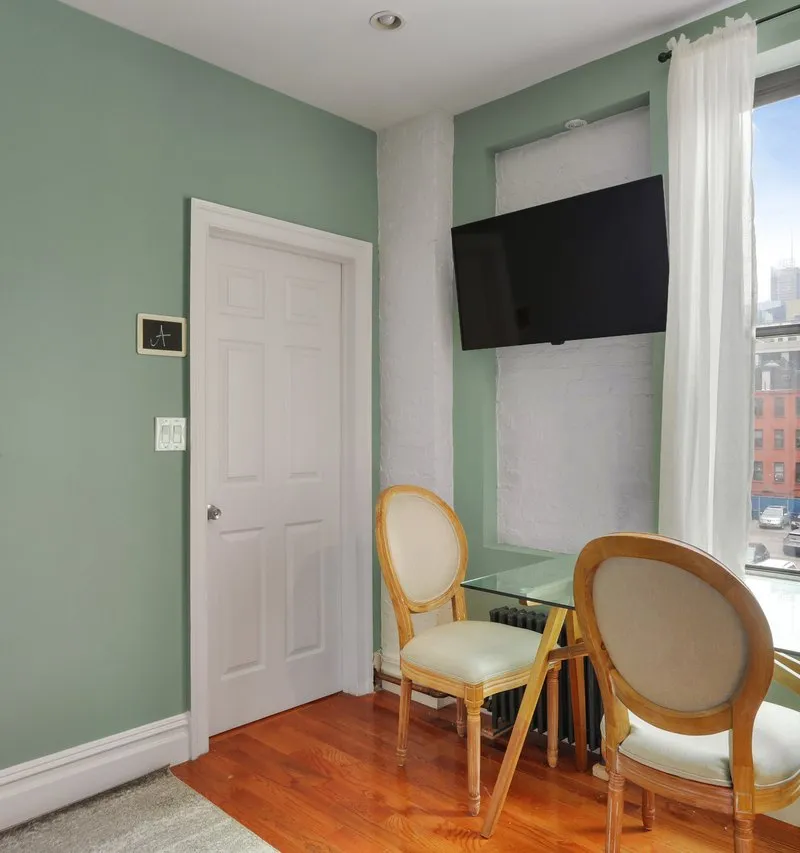 Private room in New York