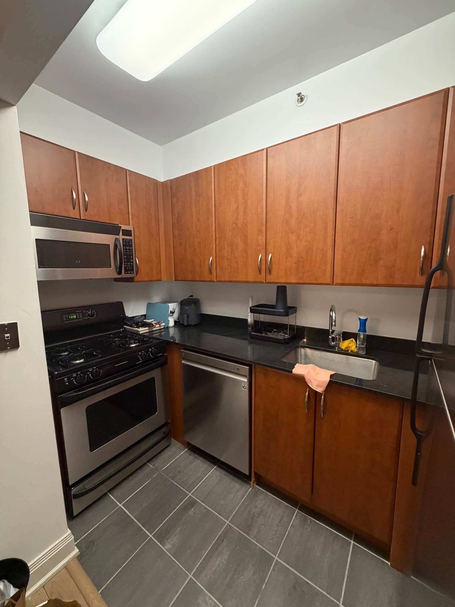 Luxury Midtown East Studio