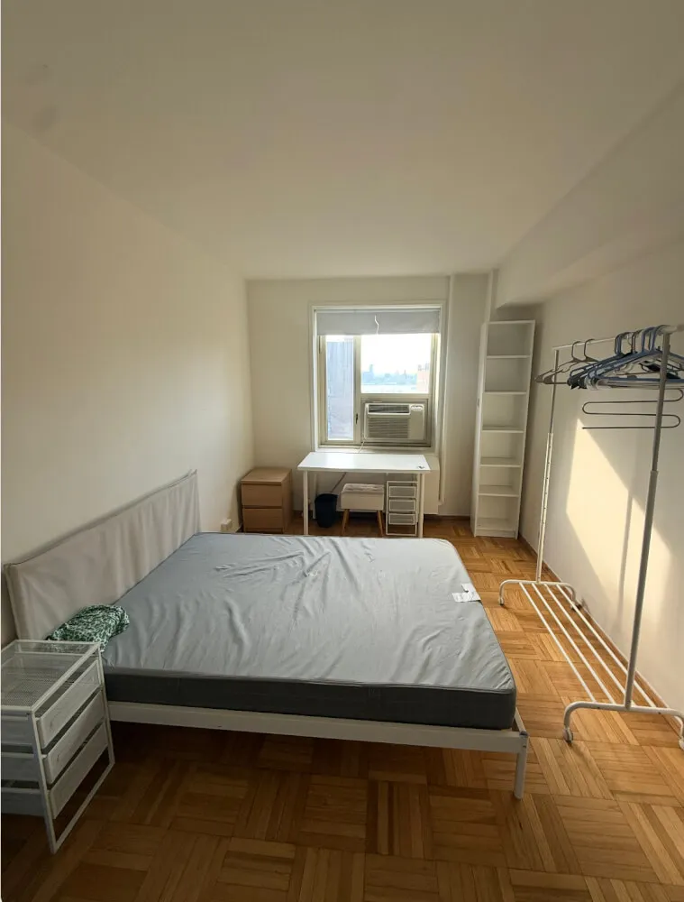 East Village 655 E 14th St | Large Private Room|Prime Location | Include AC | River View Apartment