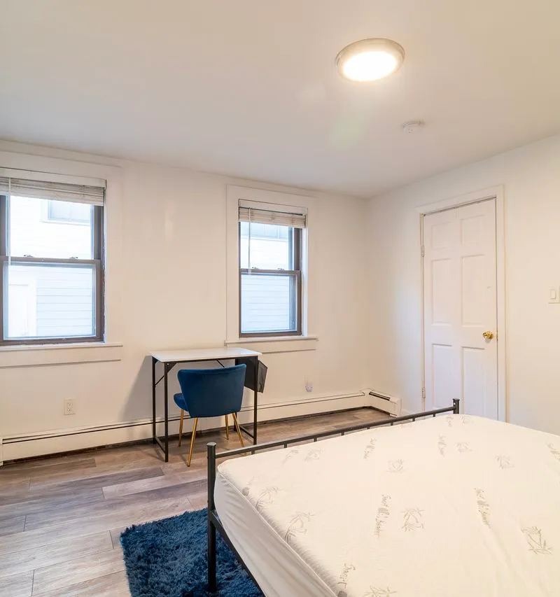 Private room in South Boston
