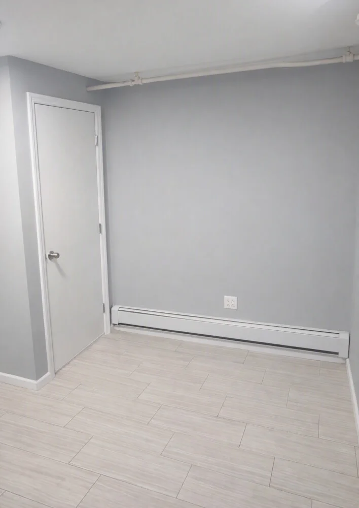 Private Room Available or a female Beginning in October