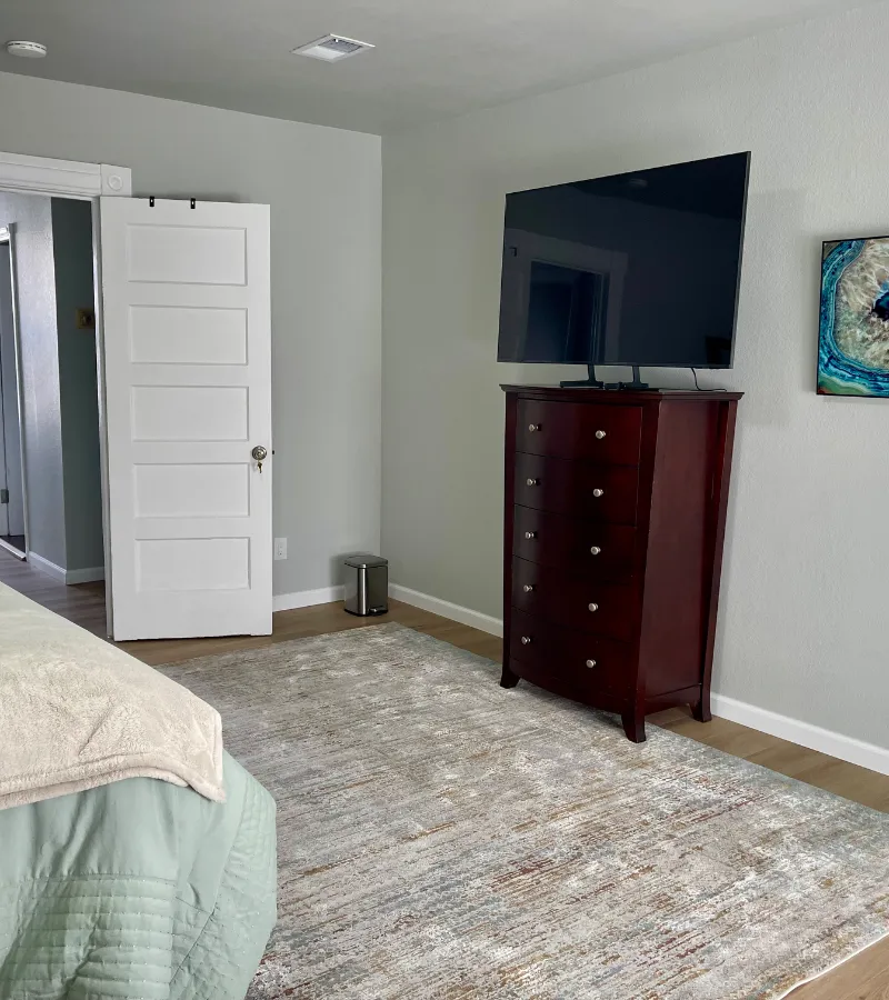 Modern Remodeled Home with Outdoor Deck - Close to Hospitals Room 1 & 2 - Bedroom 1