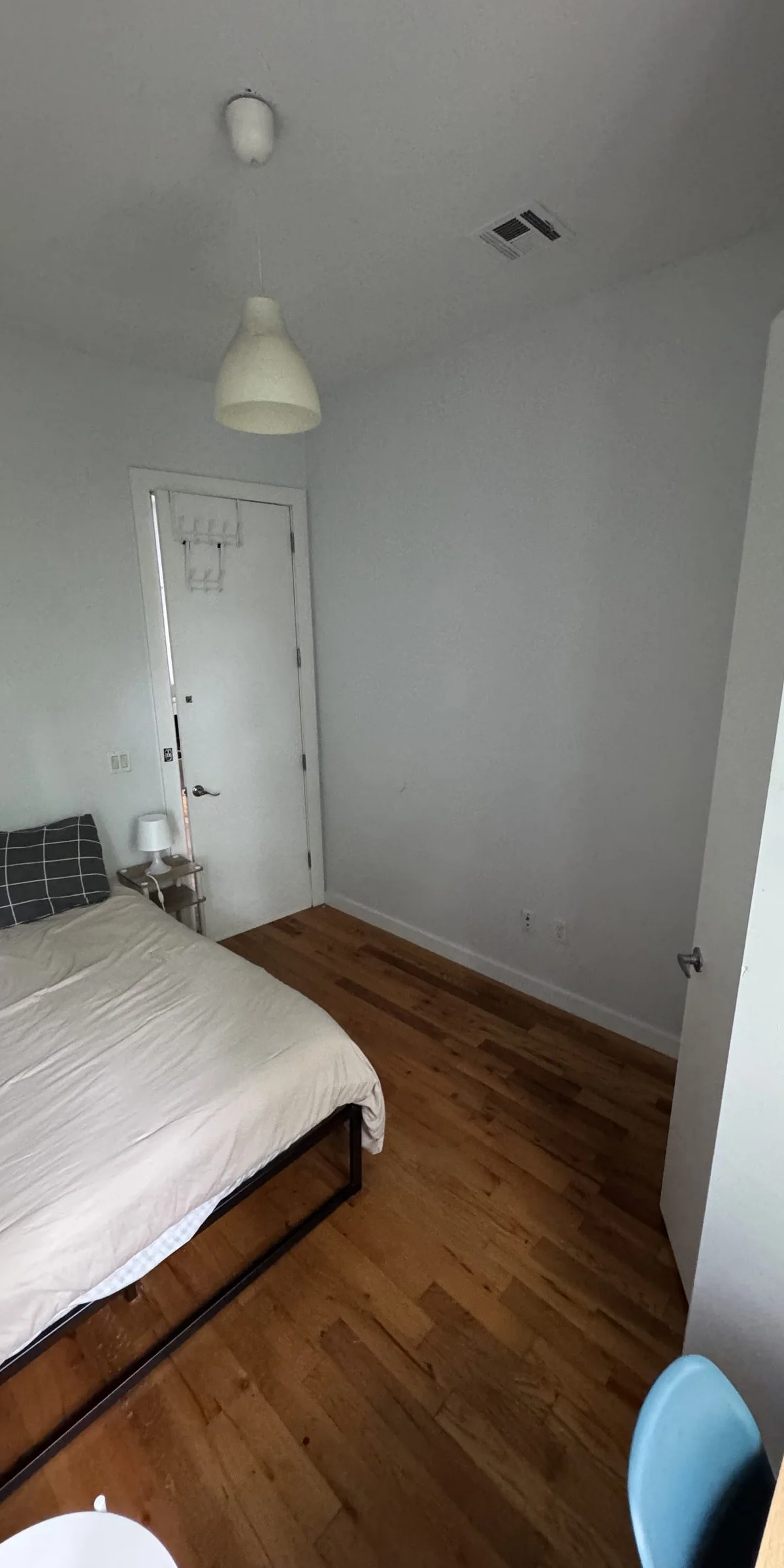 Quiet, warm bedroom in Bushwick
