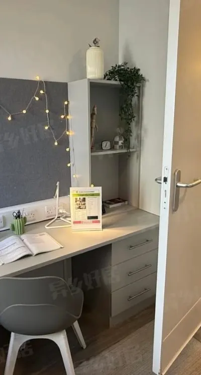 iQ Will Wyatt Court Silver En Suite | London Student Living