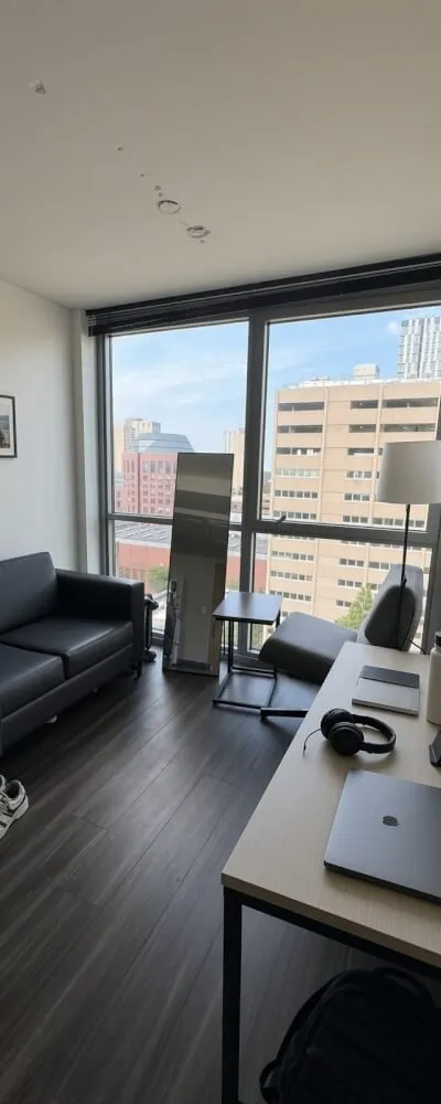 1B1B Sublet in 2B2B at The Accolade | 3-Min Walk to UPenn | Spring 2027