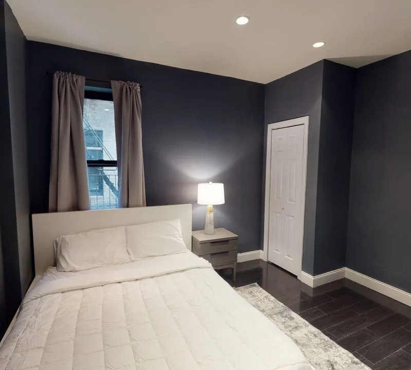 Private room in New York