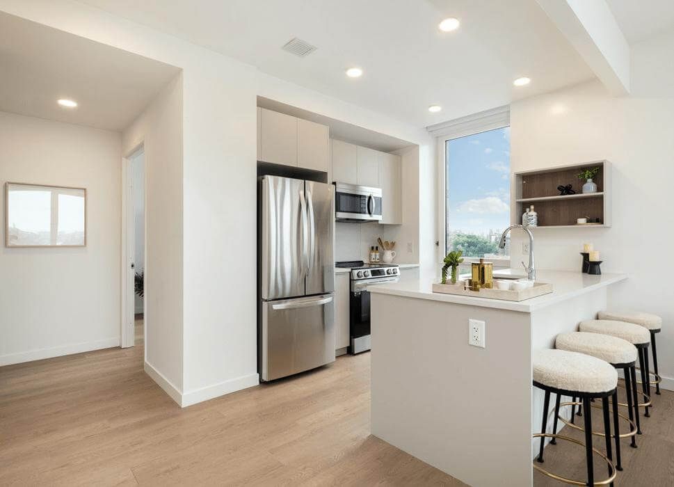 Columbia Commute Luxury 2B2B | Miramar Inwood | Master Suite & 2nd Bed | Oct 15 - Bedroom 2