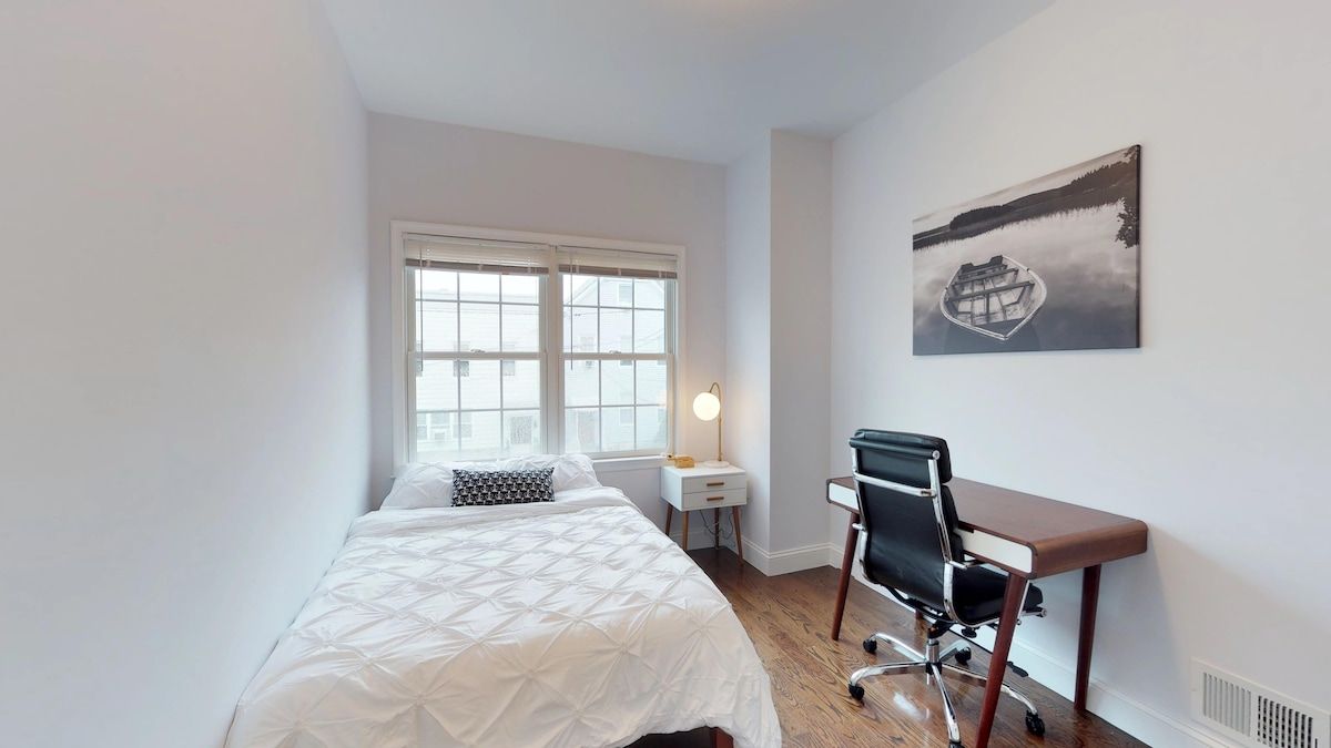 Spacious Room For Longterm Rent in JC! 30 Min T.SQ