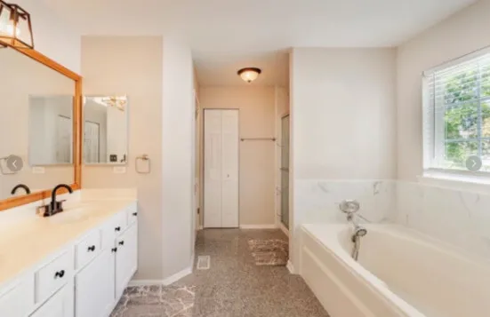 Spacious 5BR Home in Aurora 60502 | 204 School District | Garage & Tesla Charger