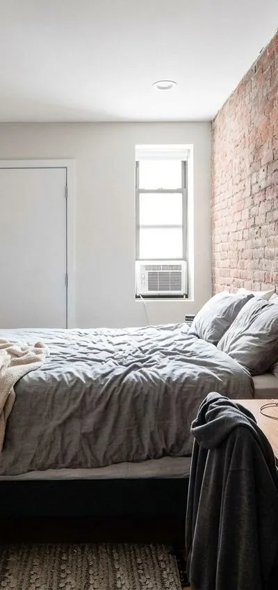 Furnished private room in a Harlem townhouse apartment