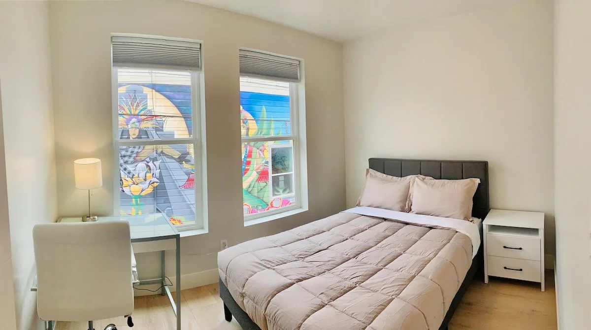 Calling All Interns - ONE ROOM LEFT!!!! Newly Modern near Dolores Park and Valencia St - Bedroom 2
