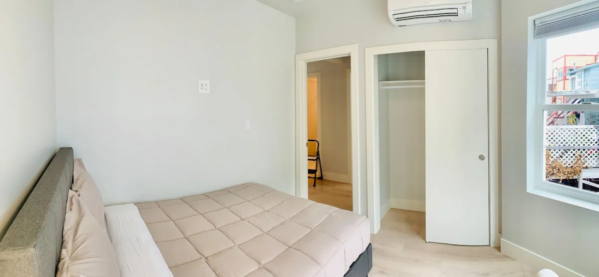 Calling All Interns - ONE ROOM LEFT!!!! Newly Modern near Dolores Park and Valencia St - Bedroom 5
