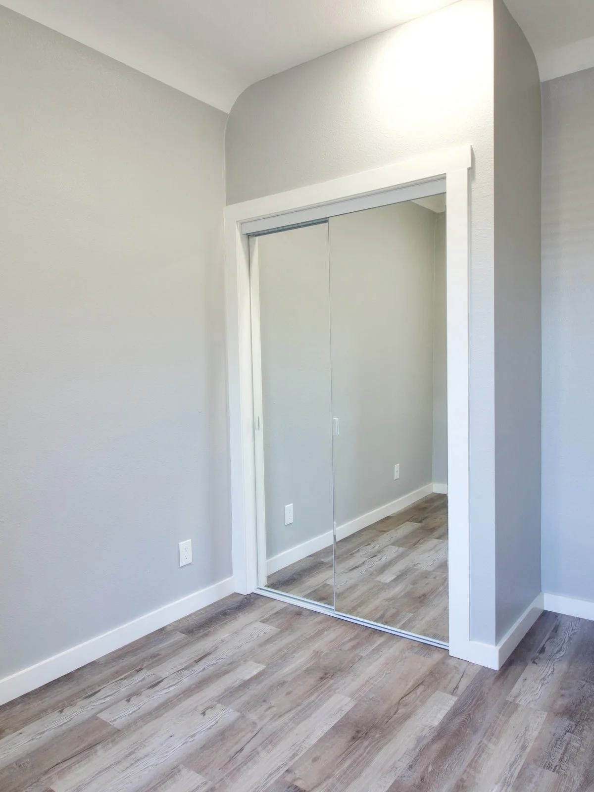 North Oakland Rooms Made Easy | Modern Living Near Telegraph Ave & 60th St - Bedroom 1