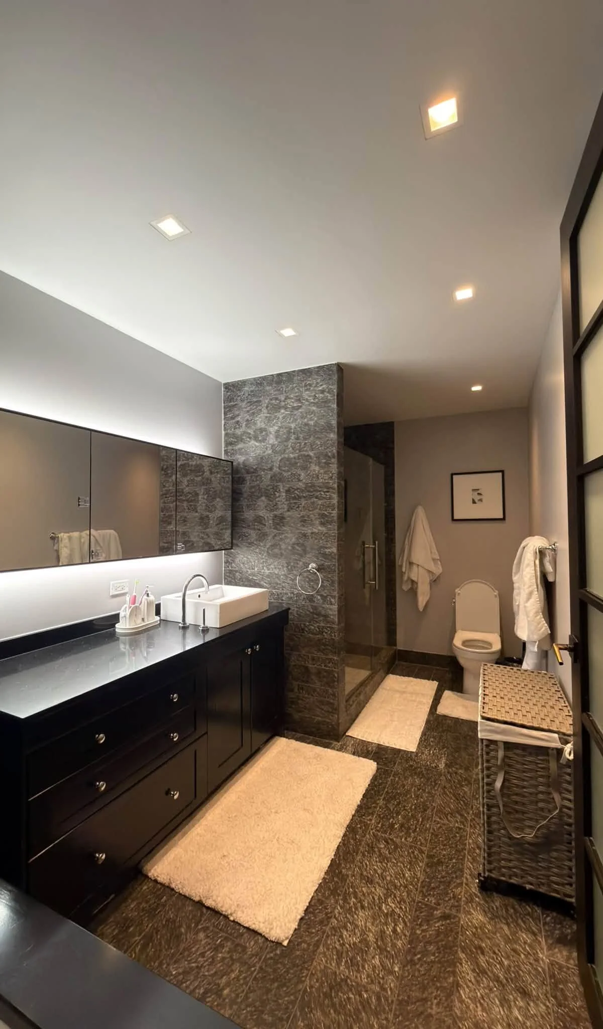 Master Bedroom in Luxury Fidi Apartment