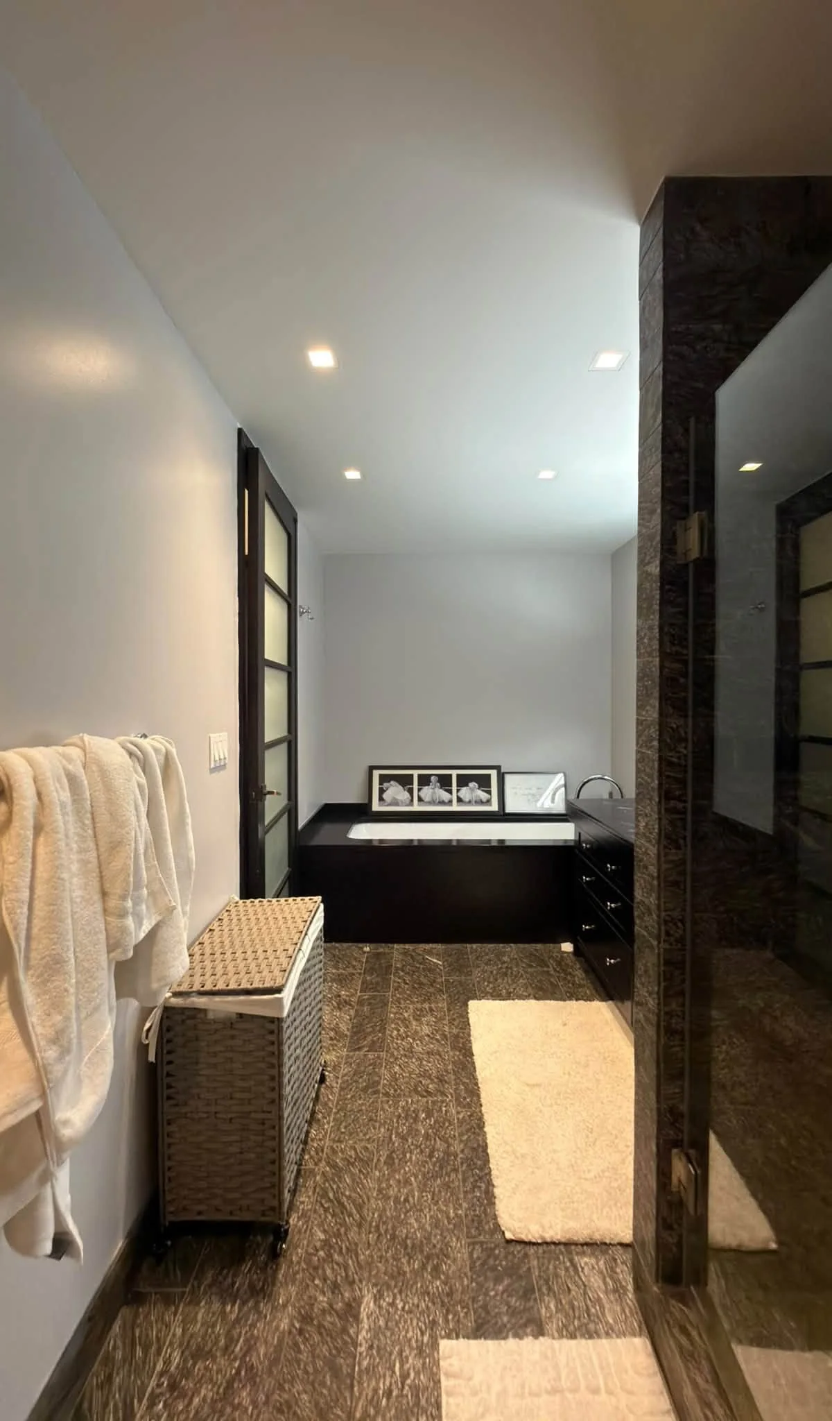 Master Bedroom in Luxury Fidi Apartment