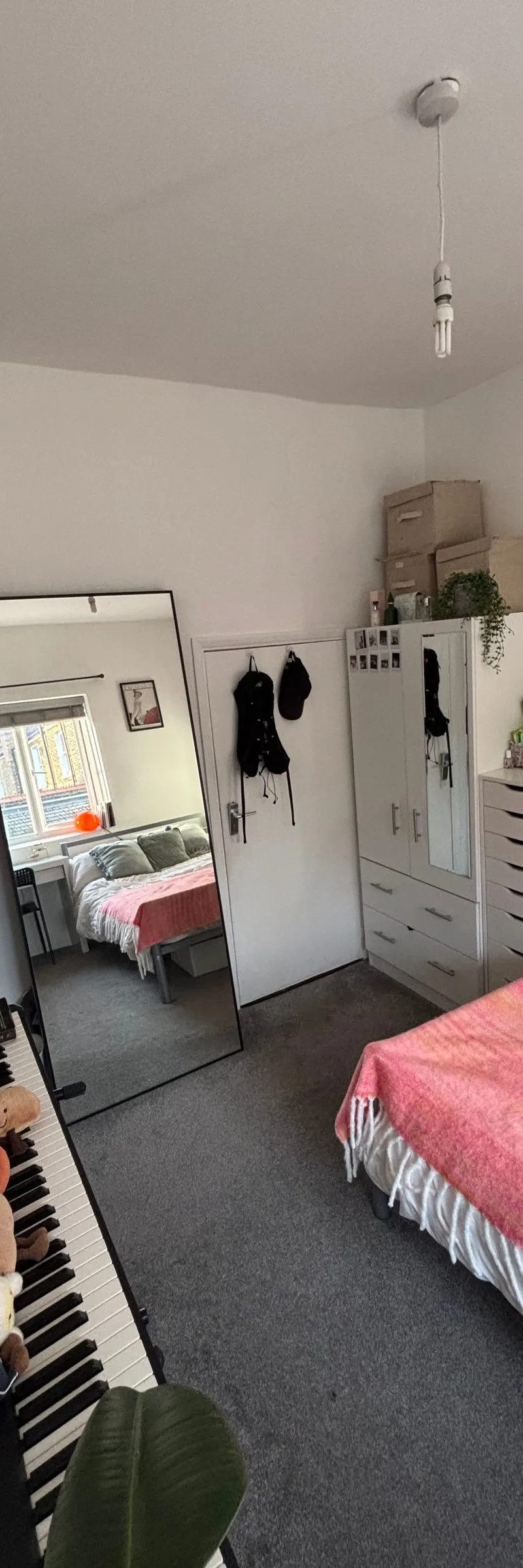 December sublet - Dalston cozy room