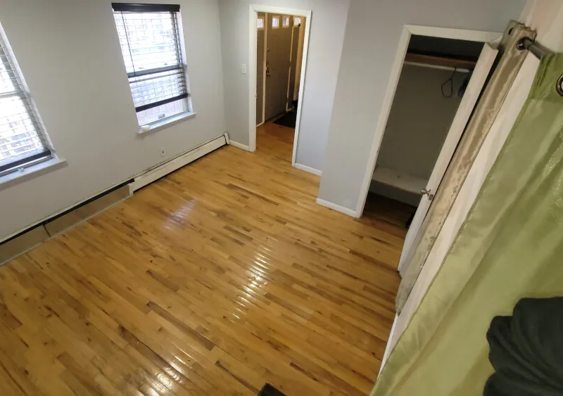 Large Room in Bedstuy with Amazing Natural Light. Steps away from the Park!