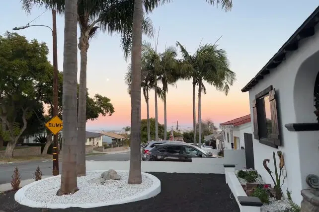 RPV 90275 Master Bedroom | Private Bath & Walk-in Closet | Ocean View Home