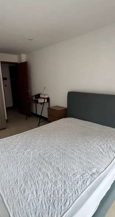 Central London Double Room w/Private Bathroom