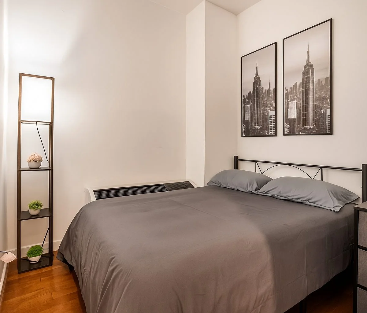 Private room in Times Square