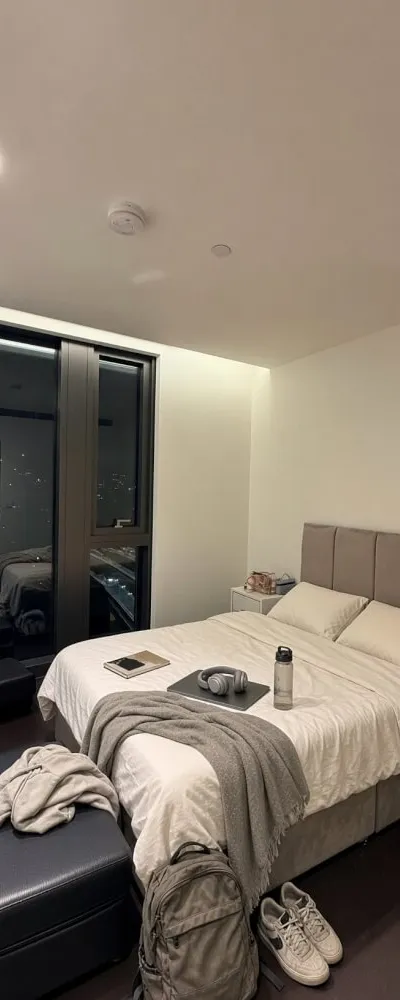 Luxury High-Rise Room at DAMAC Tower (Versace) in Vauxhall London | Stunning Shard & Big Ben Views!