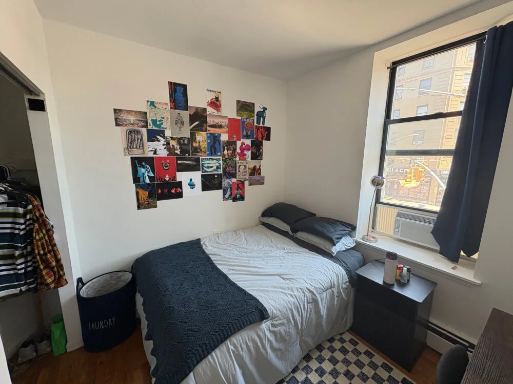 Cozy room in Lower Harlem!