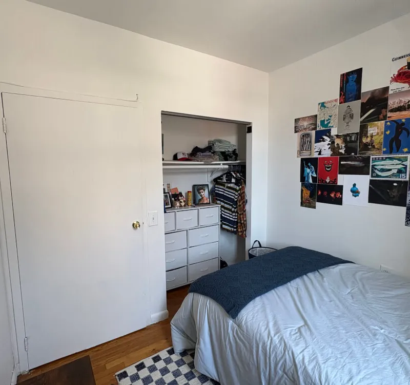 Cozy room in Lower Harlem!