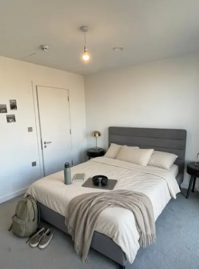 New Square 3B2B Primary Bedroom | Private Bathroom | 11th Floor | Manchester