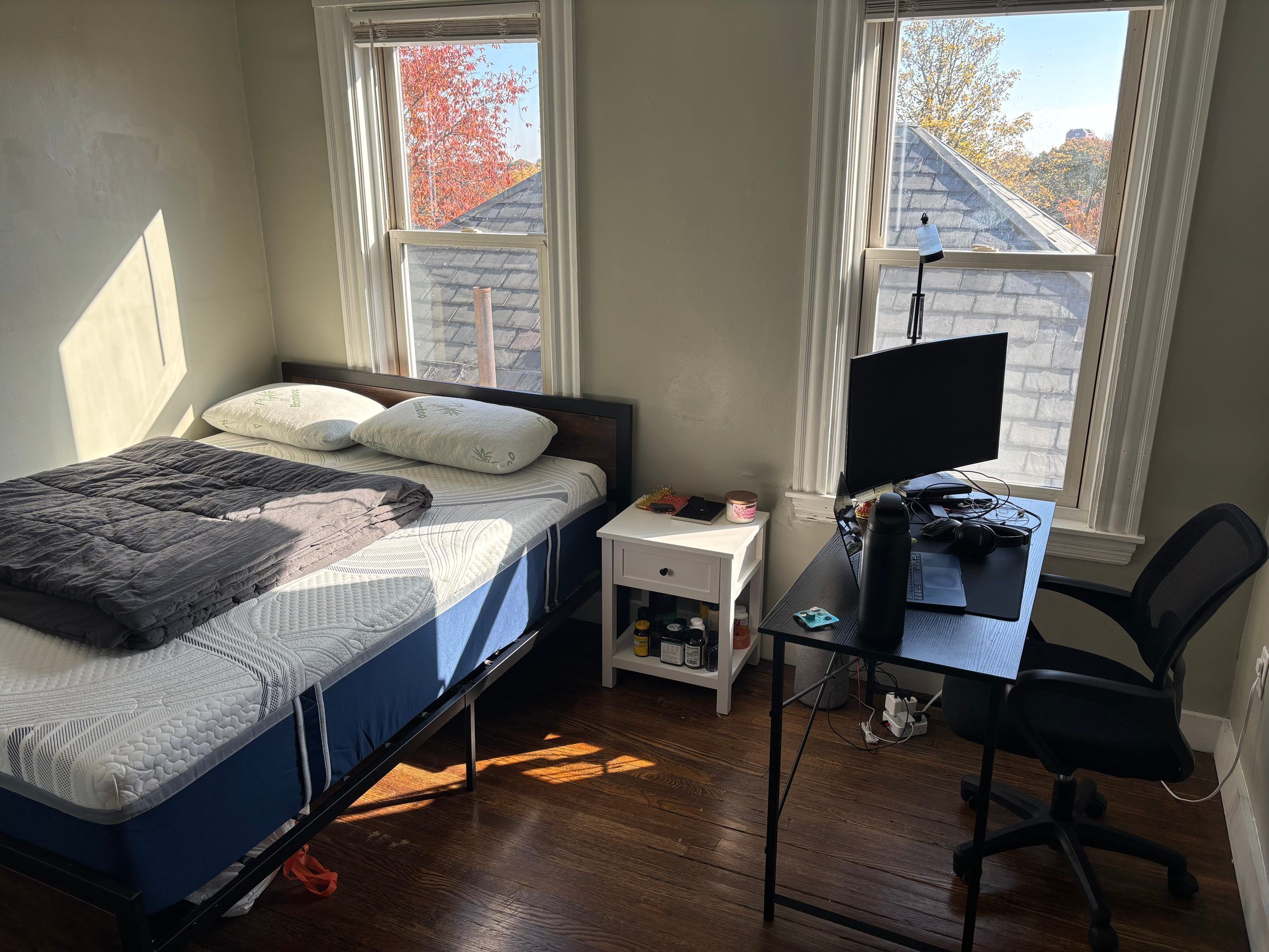 Private Bedroom - looking for a male